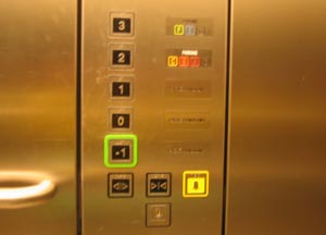 木島英登バリアフリー研究所 考察 エレベーターのボタン