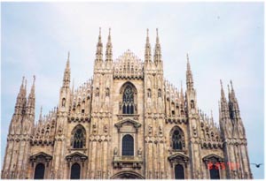 milano01.jpg (22753 バイト)